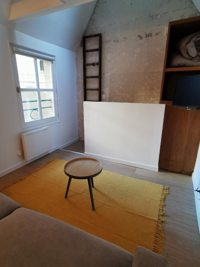 Studio En Duplex Dans Un Hotel Particulier ก็อง ภายนอก รูปภาพ