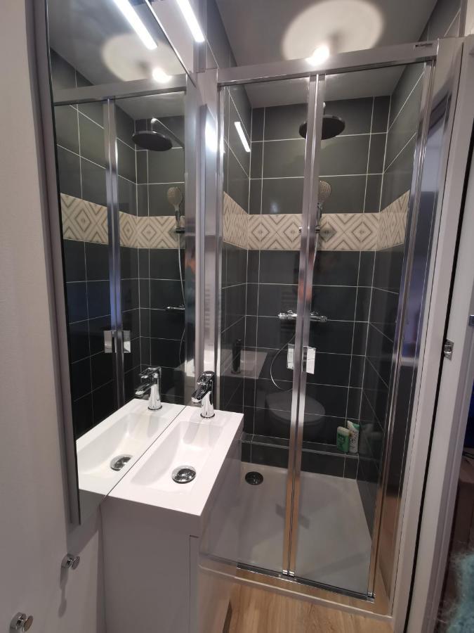 Studio En Duplex Dans Un Hotel Particulier ก็อง ภายนอก รูปภาพ